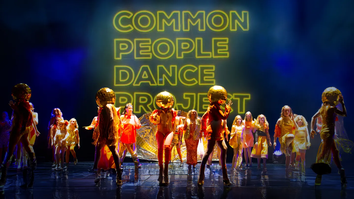 bf25_common-people-dance-3500x2333