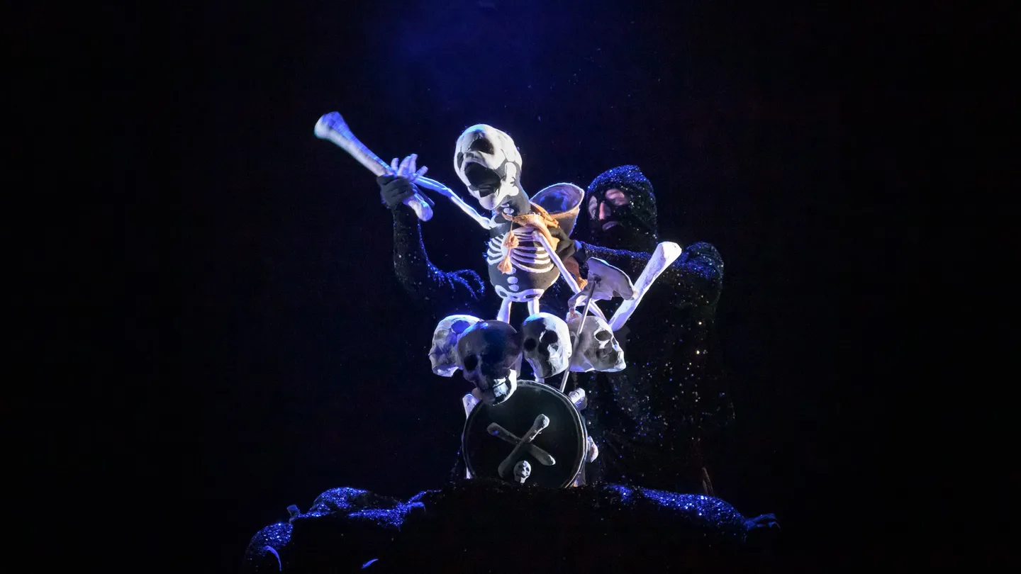 bone-caller-on-drums-photo-credit-david-zadig