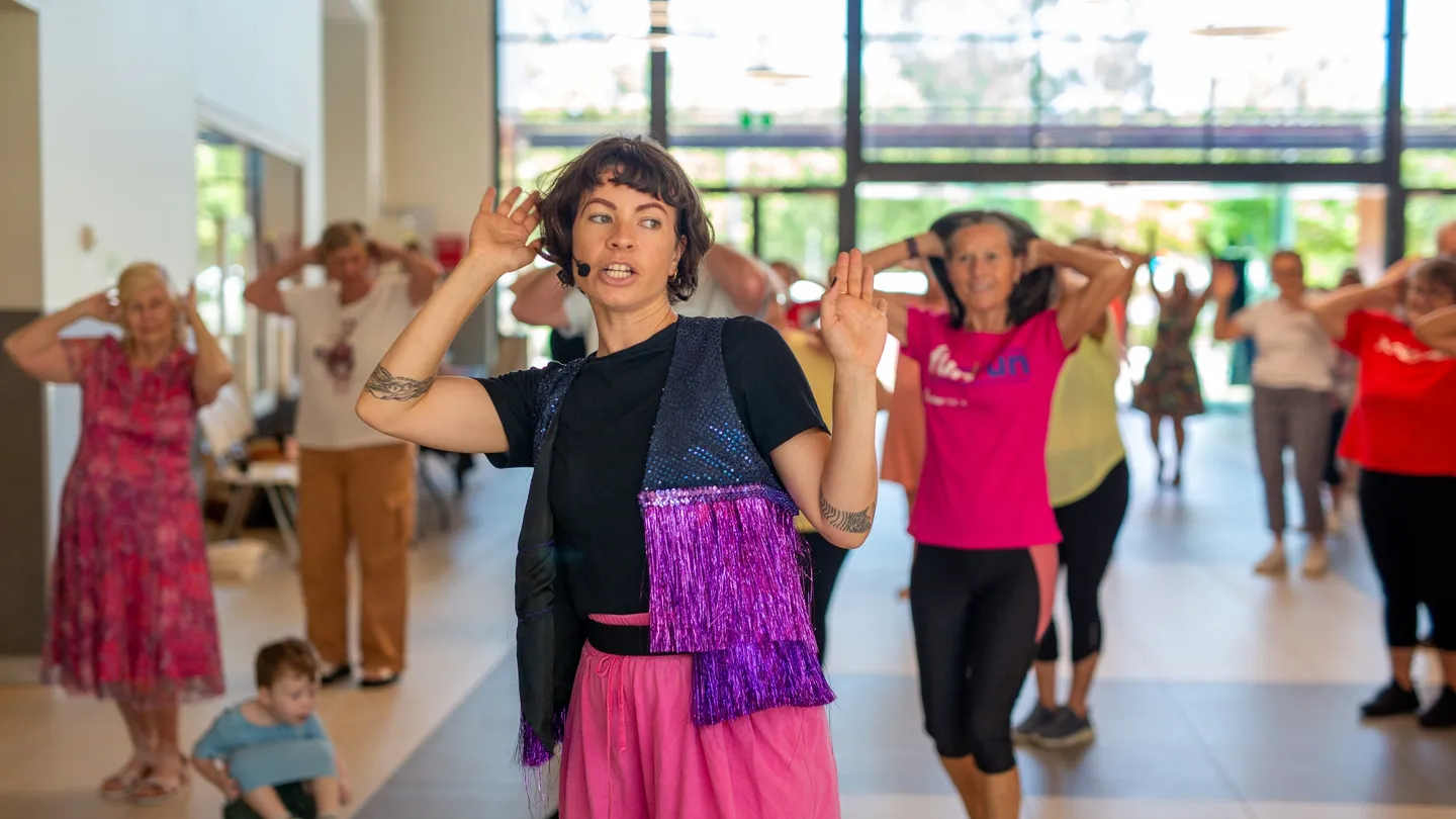 free-dance-workshops-with-bring-a-plate-snow-wave-productions