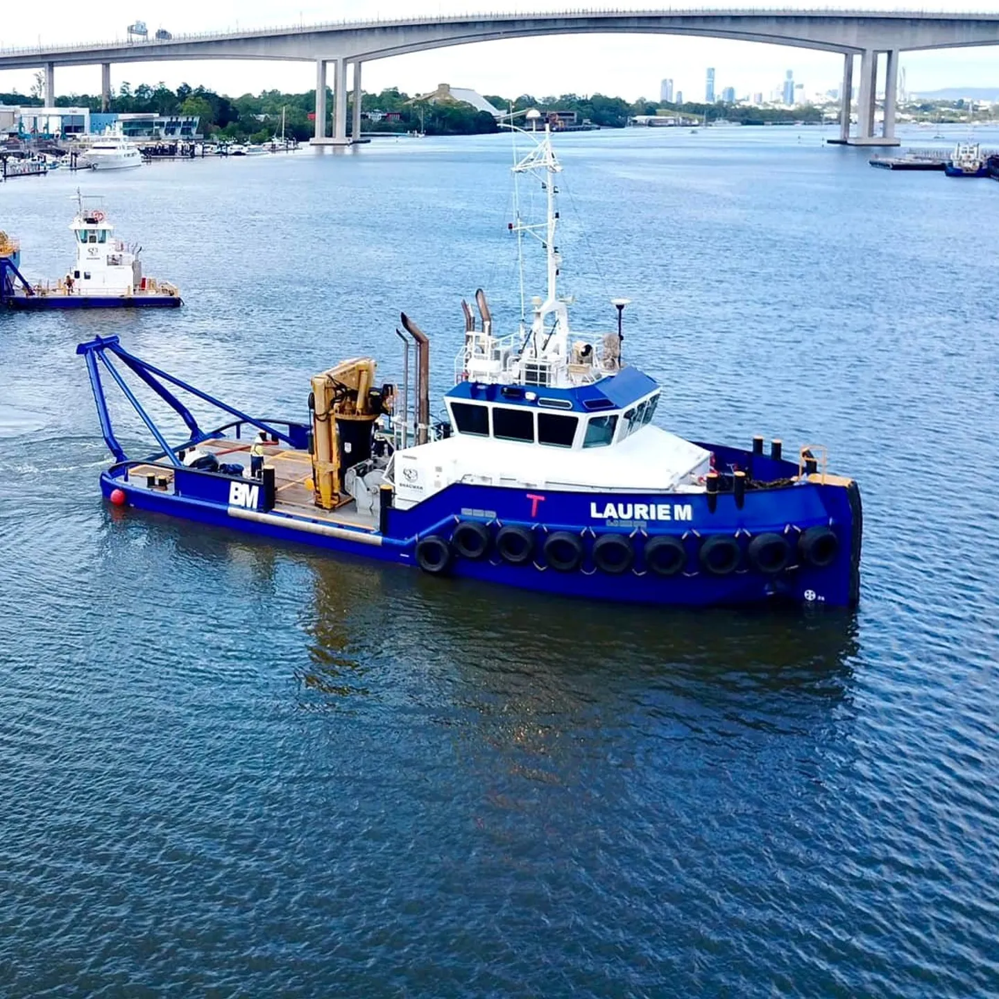 bhagwan-marine-lauriem-brisbane-river