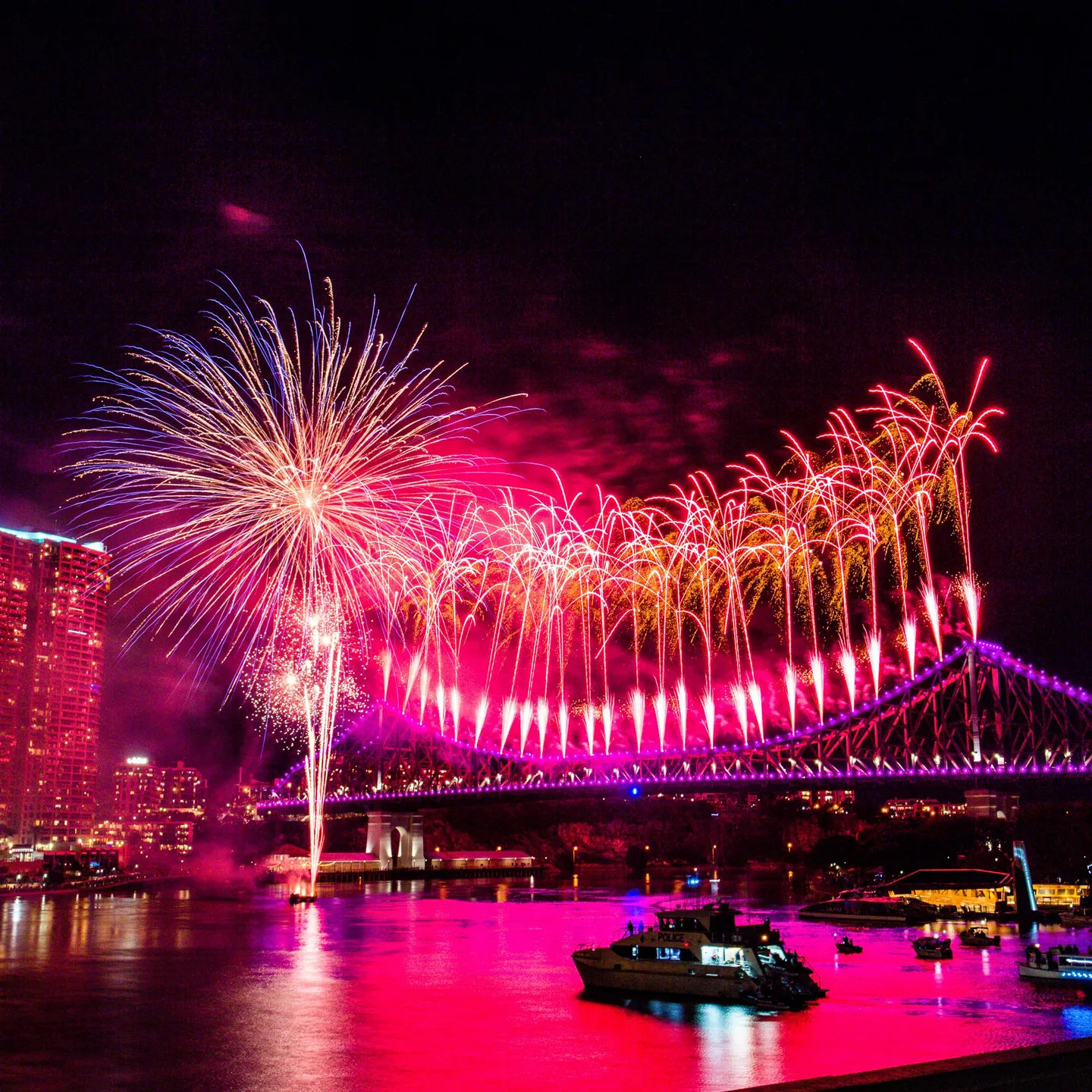 2015-sunsuper-riverfire-atmosphere-photography
