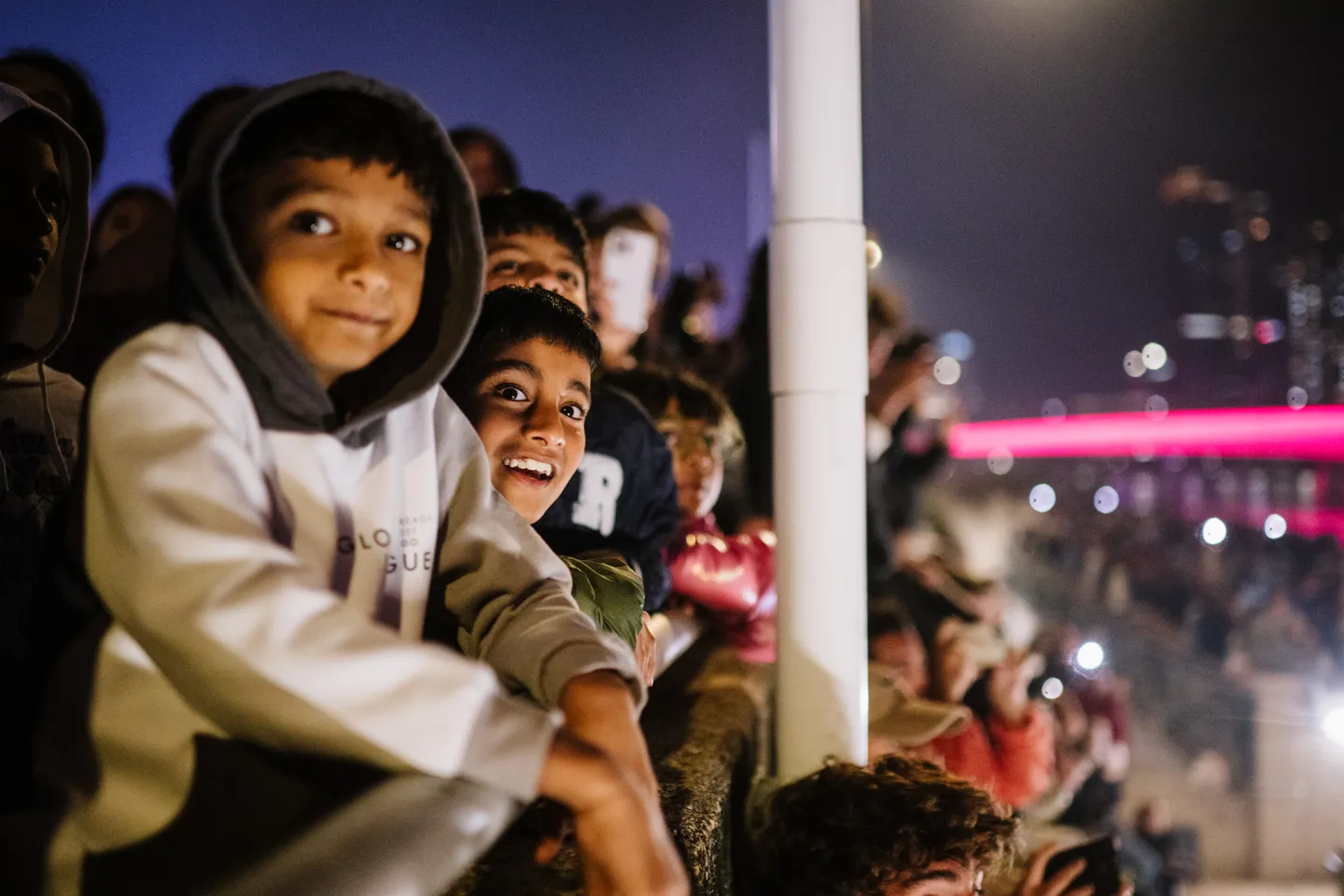 09-06-25-riverfire-crowds-morgan-roberts-432-(1)