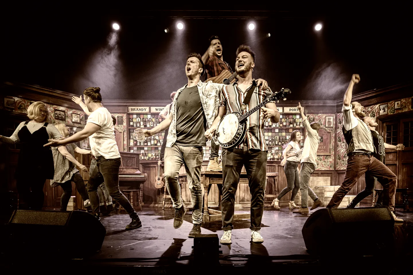 choir-of-man-opening-0118-edit-1