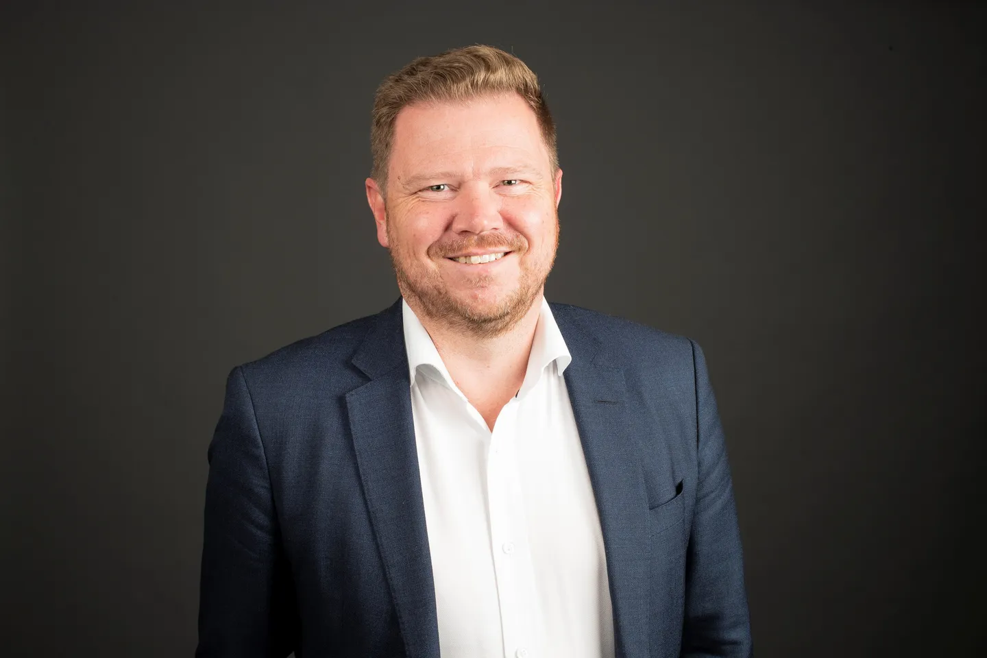 chris-jones-headshot