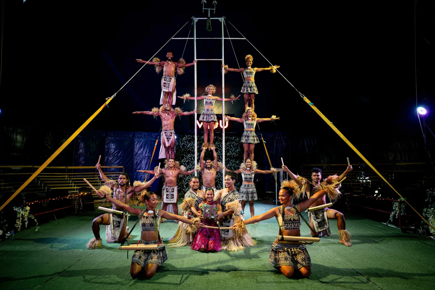 fijian-flying-circus-_-vou-2