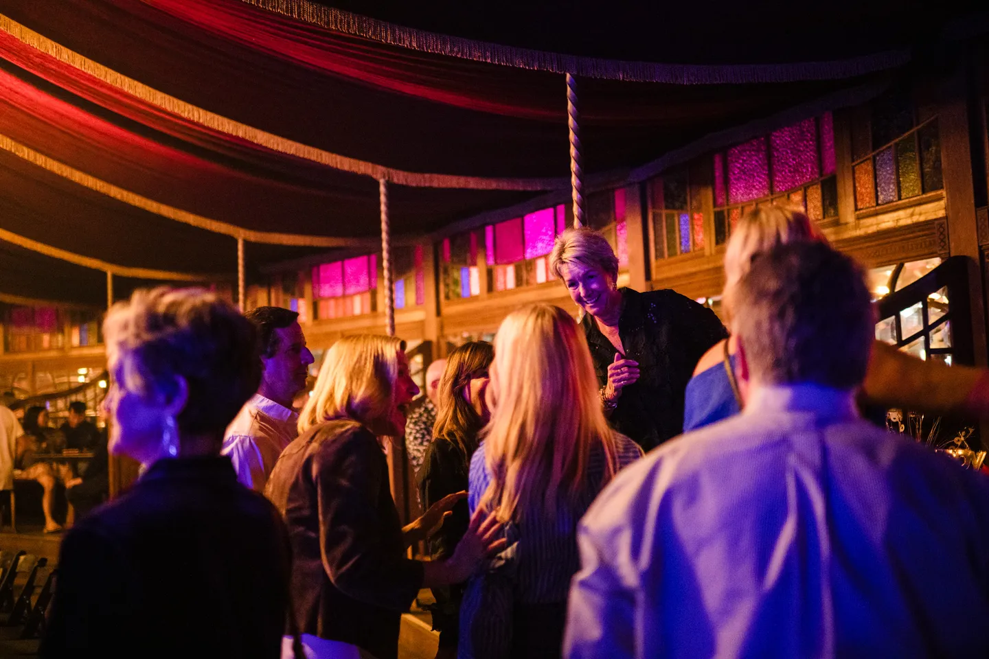margot-and-chris-blue_brisbane_festival_choir_of_man_credit_morgan_roberts-7