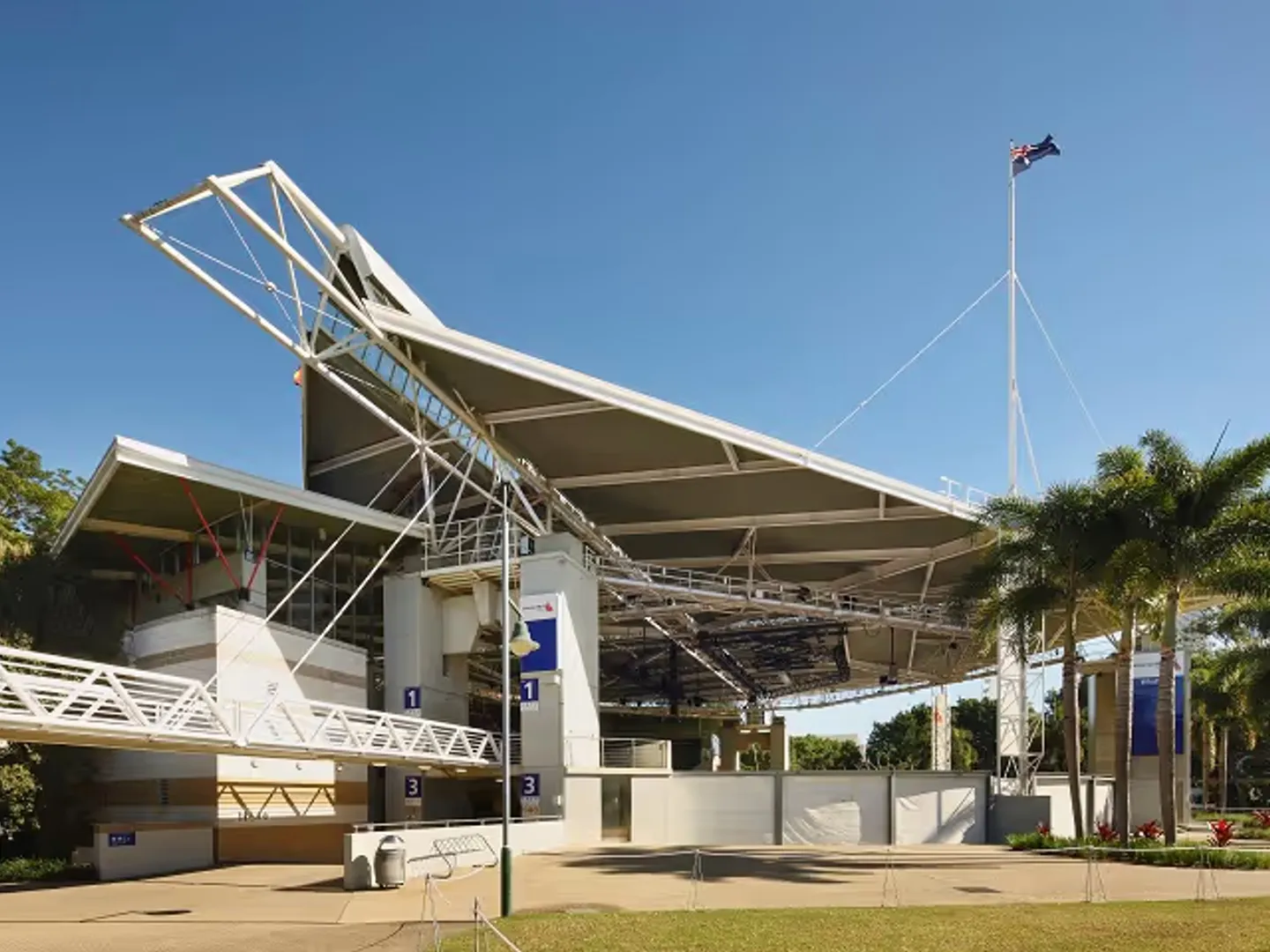 south-bank-piazza-venue-image