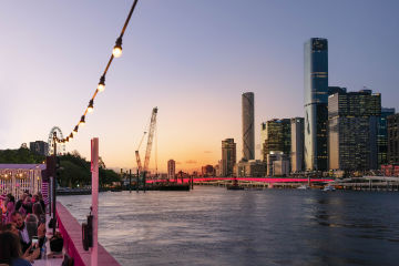 Dawn Cruise – Brisbane's Art Boat